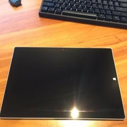 Microsoft Surface Pro 3 i5, 8GB RAM, 256GB SSD