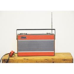 Vintage "Roberts" R800 Radio