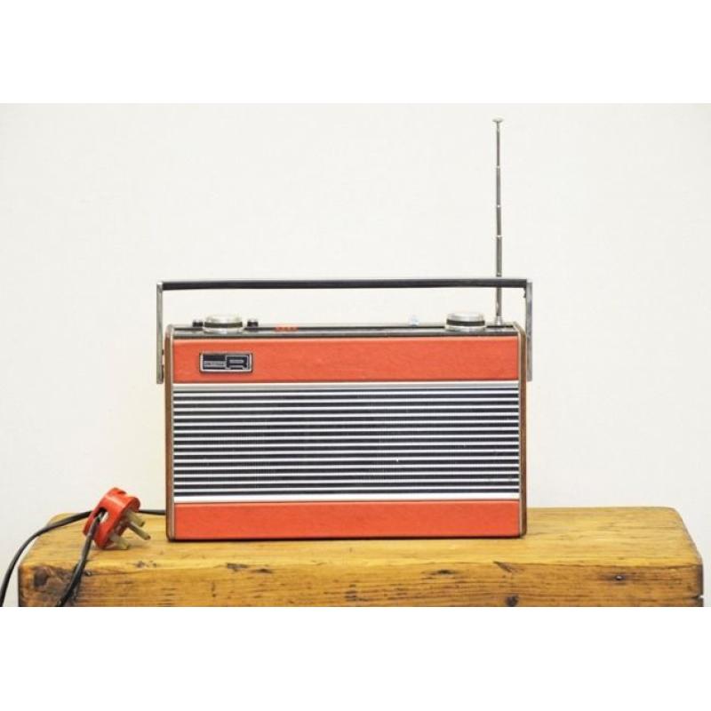Vintage "Roberts" R800 Radio