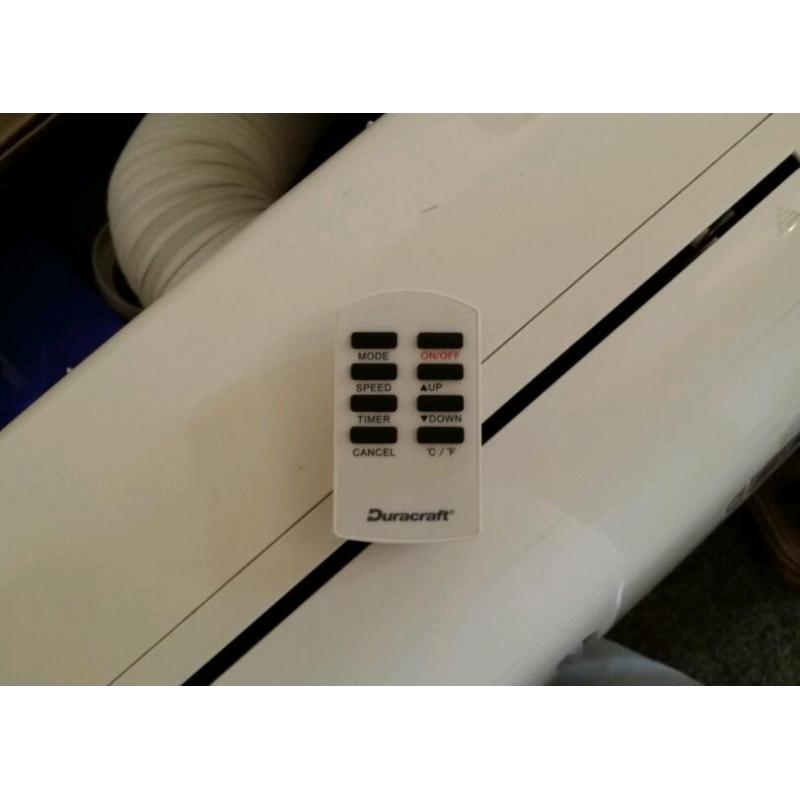( HARDLY BEEN USED ) 3 IN 1 FREE STANDING DURACRAFT AIR CONDITION UNIT + PIPE + REMOTE ( ICE COLD )