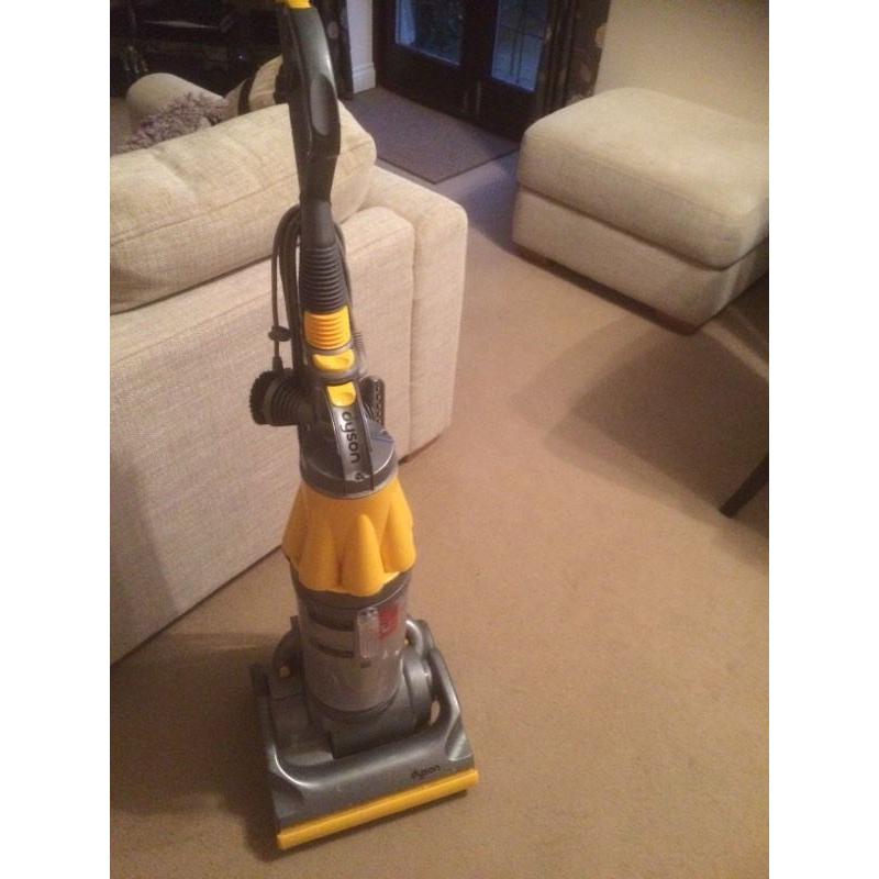 Dyson DC07