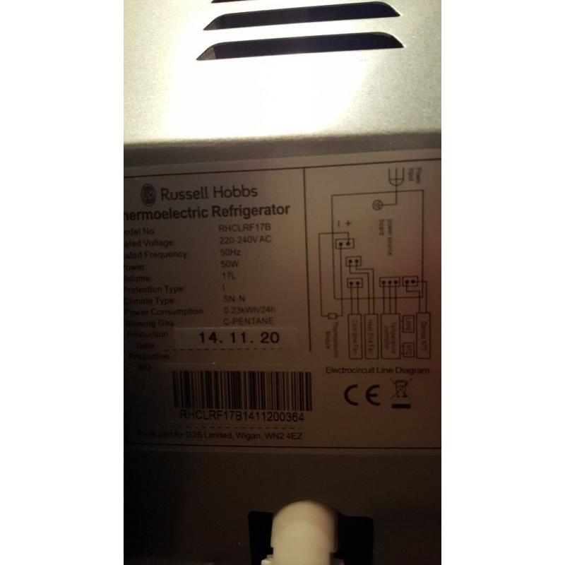 Russell Hobbs RHCLRF17B Mini Refrigerator