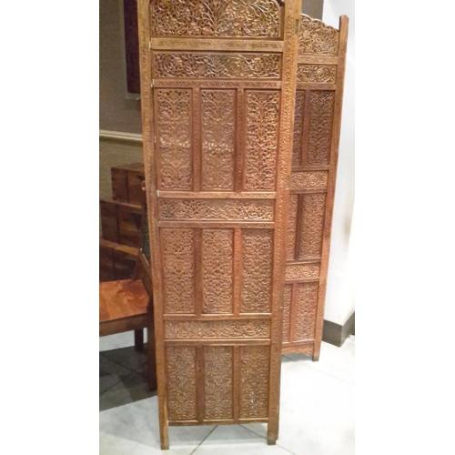 Room divider