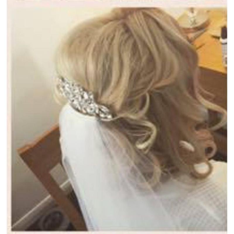 Bridal mixed crystal flower hair comb
