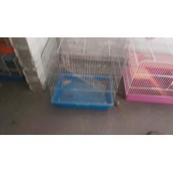 Assorted hanster cages