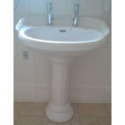 Bath & Bath Taps, Shower Head, Sink & Taps, Toilet plus 500mm Double Radiator