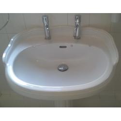 Bath & Bath Taps, Shower Head, Sink & Taps, Toilet plus 500mm Double Radiator