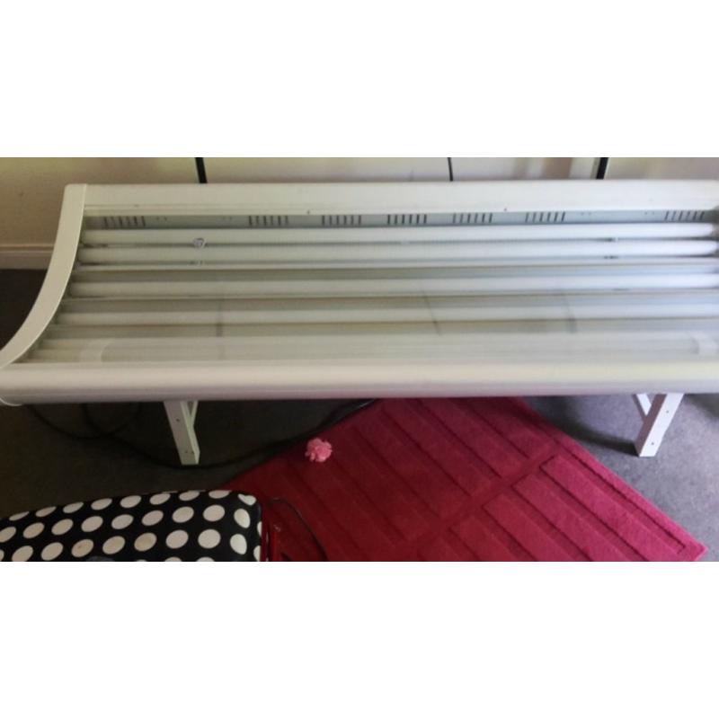 Philips double canopy sunbed