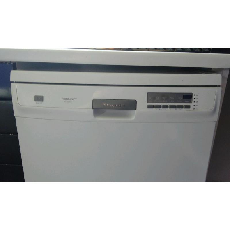 Electrolux XXL freestanding Dishwasher