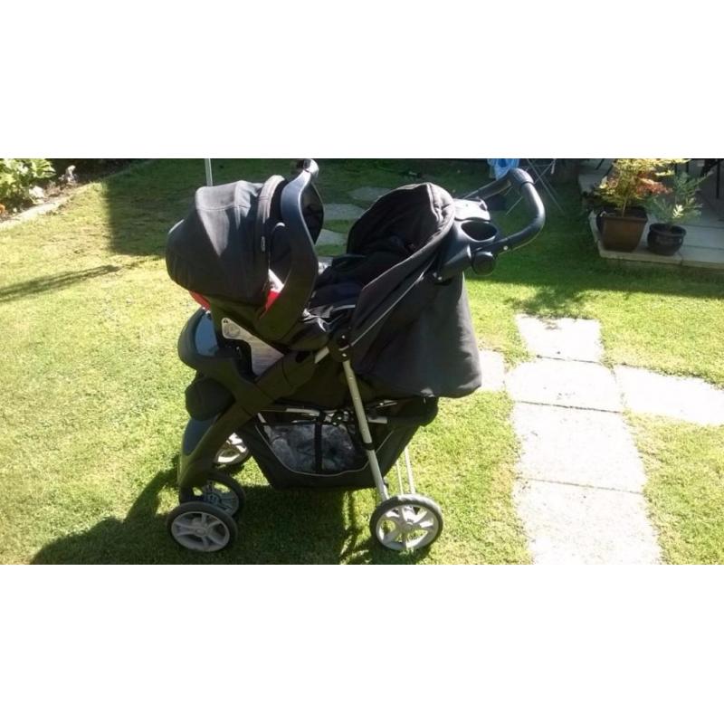 Graco Travel System with Car Seat