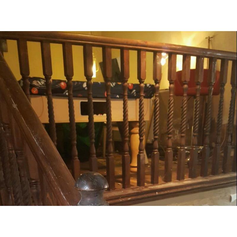 Oak Stair Bannister & spindles