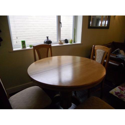 Dining Table & 4 Chairs