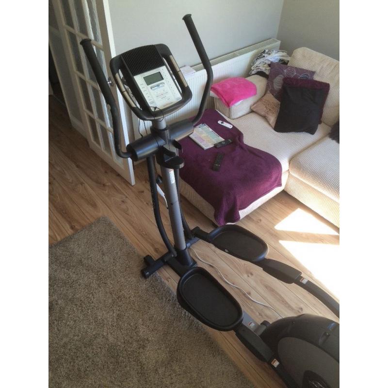 Nordictrack CX650 cross trainer