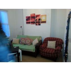 A spacious double room in Dunluce Avenue, Lisburn Road, BT97AW