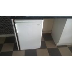 BARGAIN under counter fridge REDUCED REDUCED REDUCED
