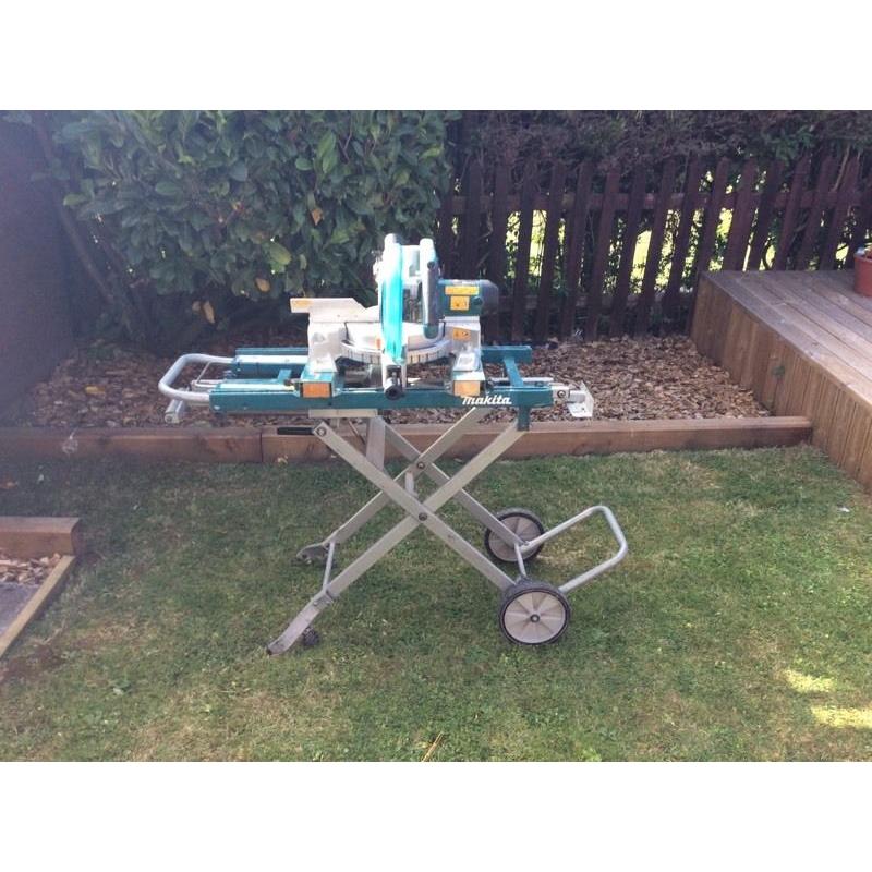 MAKITA 216mm single bevel sliding compound mitre saw 110v..