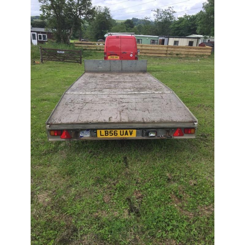 Trailer transporter