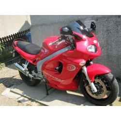 Triumph Sprint 955 ST Excellent condition, with genuine miles. Great all round bike. MOT'd 1 year