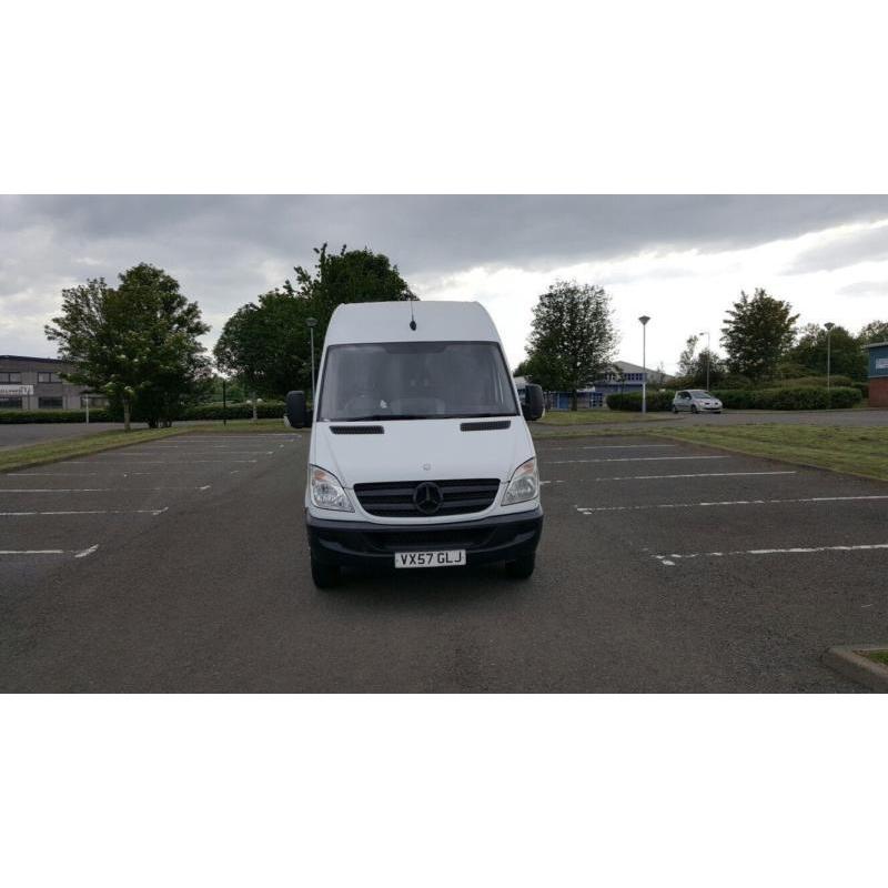 Mercedes-Benz Sprinter 2.2 511CDi LWB (5000kg)