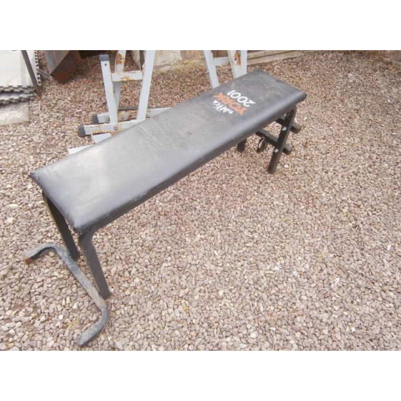 Bench, bars and 47kg of iron weights, ideal for outside CHEAP