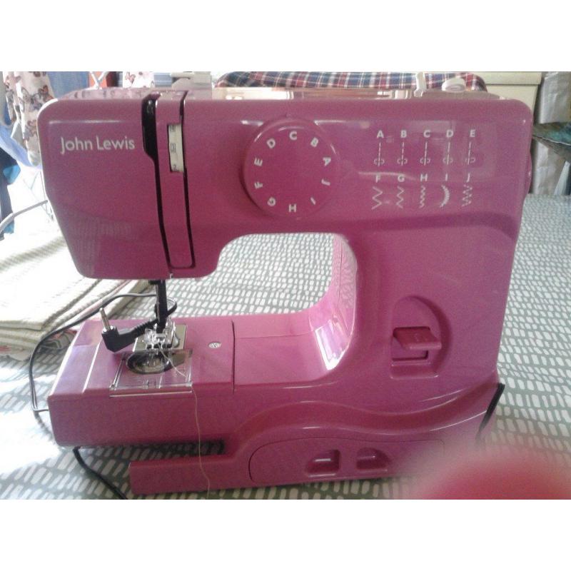 Mini sewing machine