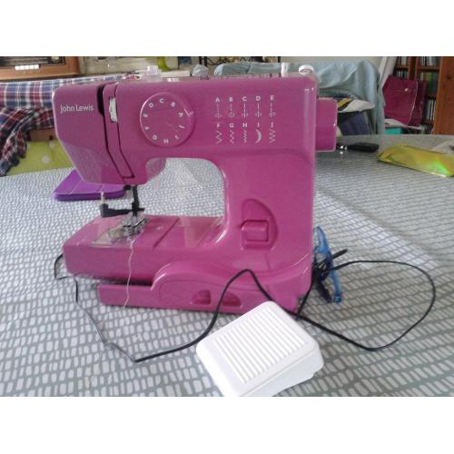Mini sewing machine