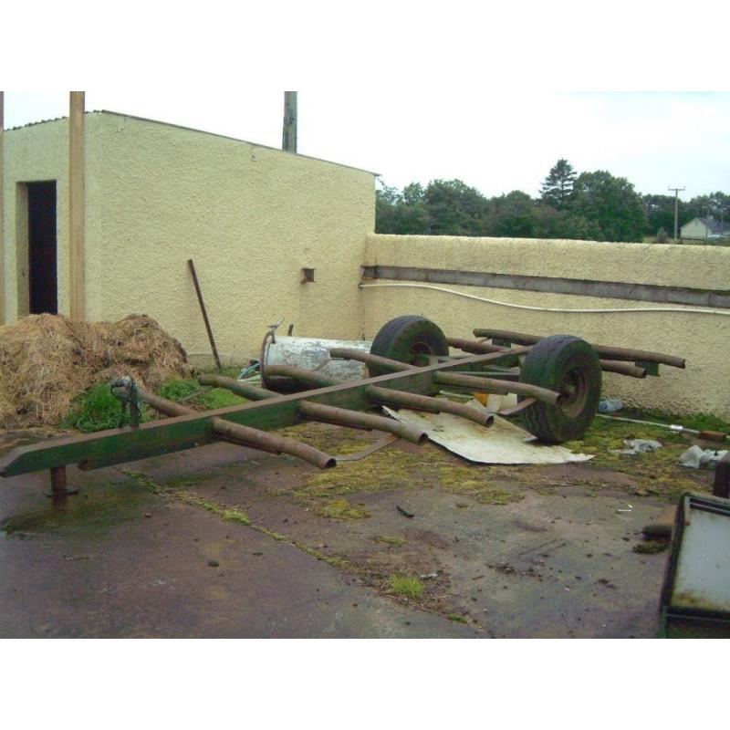 Bale trailer