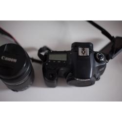 Canon EOS 60 D + Canon EF S 18-135 Image Estabilizer