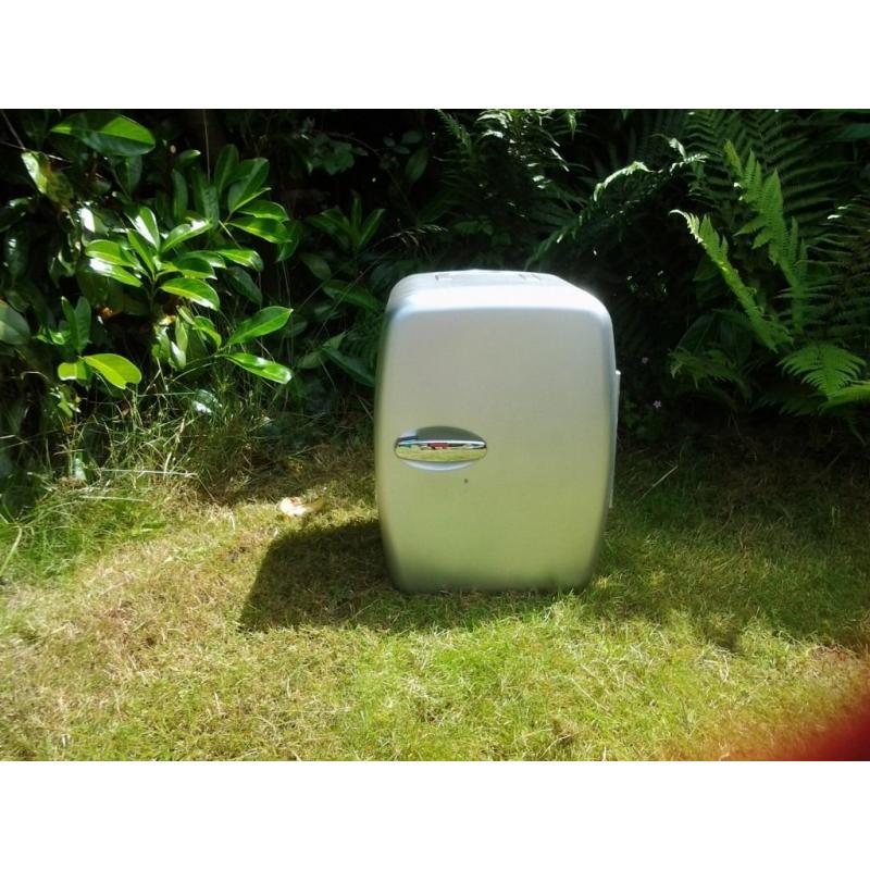 CAMPING FRIDGE
