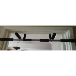 Pull up bar