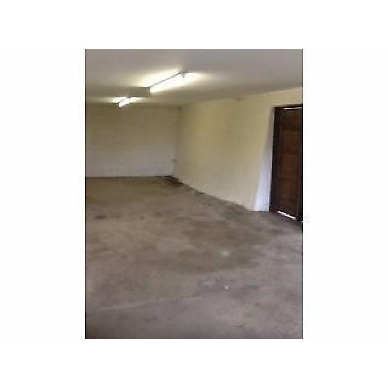 1,000 sq ft Agricultural Barn, Storage, Workshop To Rent Let near W-S-M