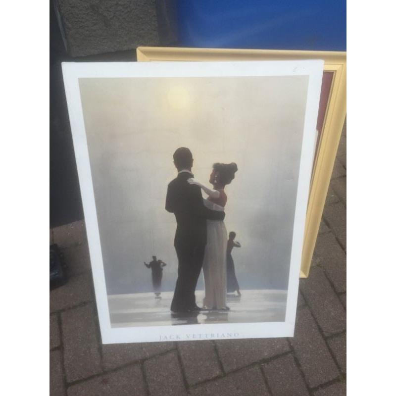 Various pictures, paintings and canvases