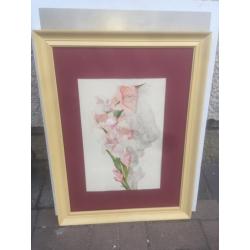Various pictures, paintings and canvases