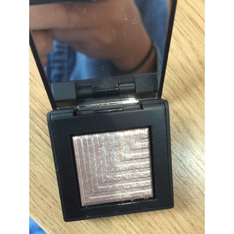 Nars DIONE