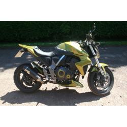 Stunning Honda CB1000r9
