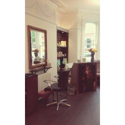 Nail Table to Rent in Hair Salon