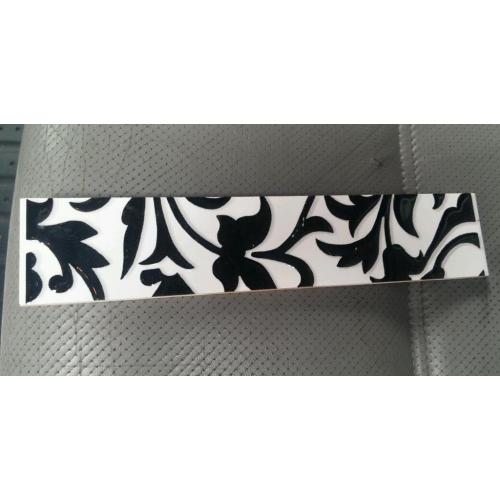 Border tiles