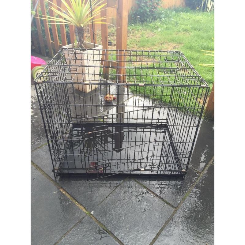 Medium dog crate