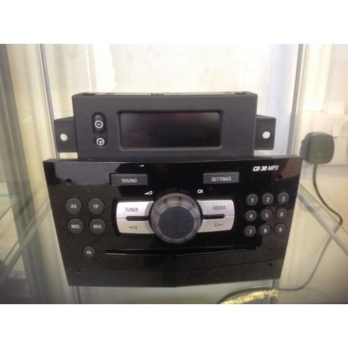 Vauxhall Corsa CD30 MP3 piano black.