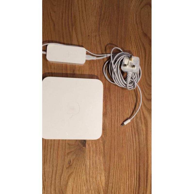 APPLE AirPort Extreme 802.11n Base Station Wireless Router 5th Gen A1408