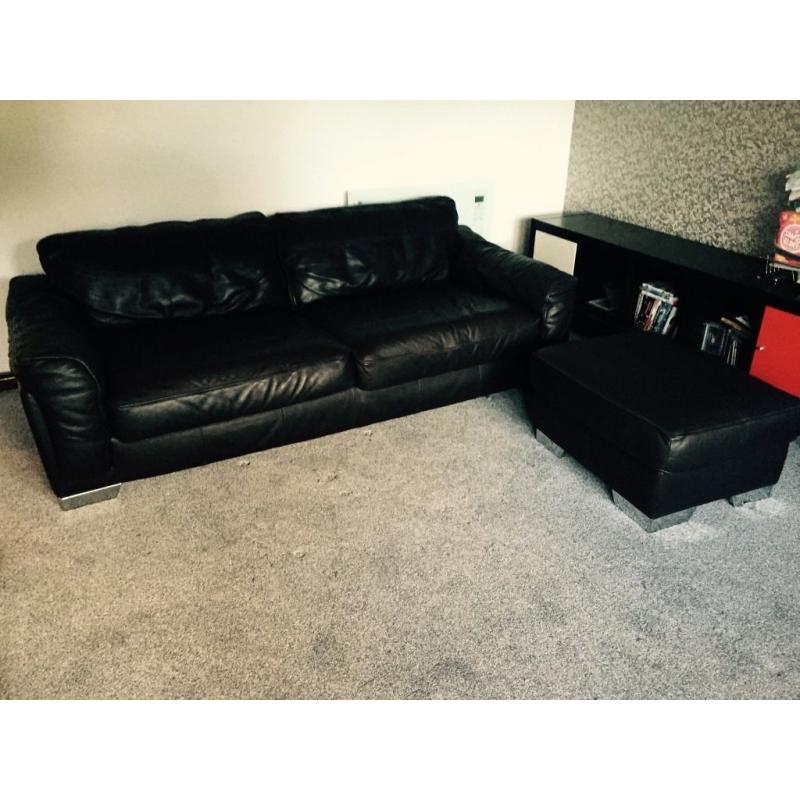 3 Seater leather sofa with pouffe for sale kinning park Glasgow G41 1AQ