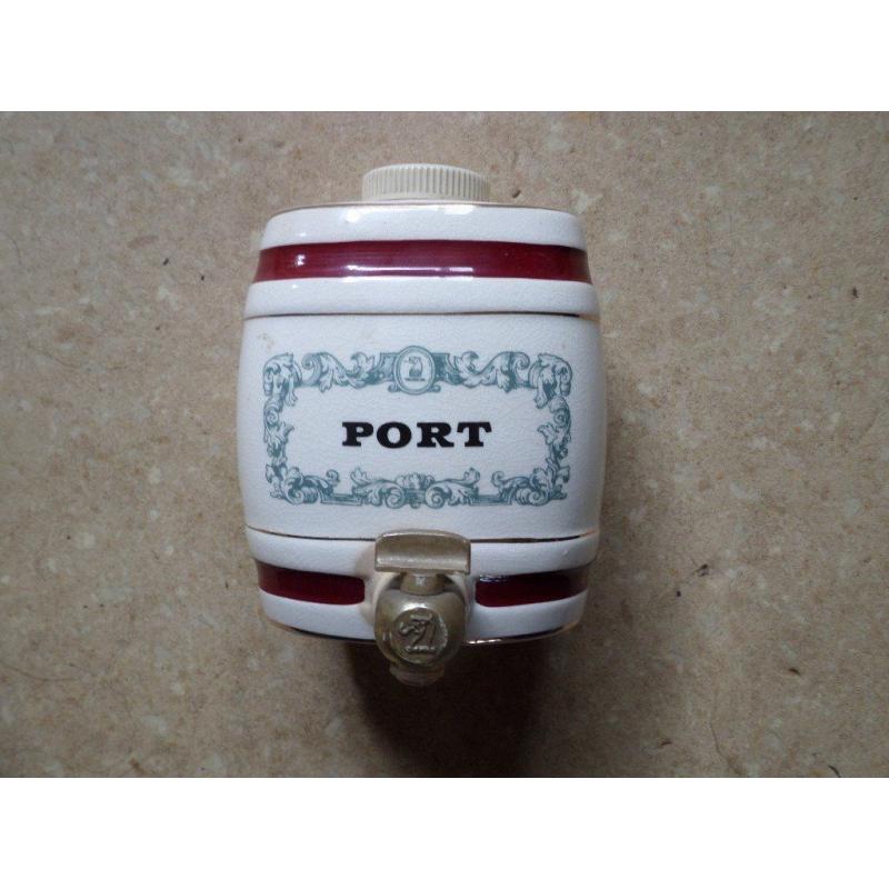 **WADE**...Port dispenser