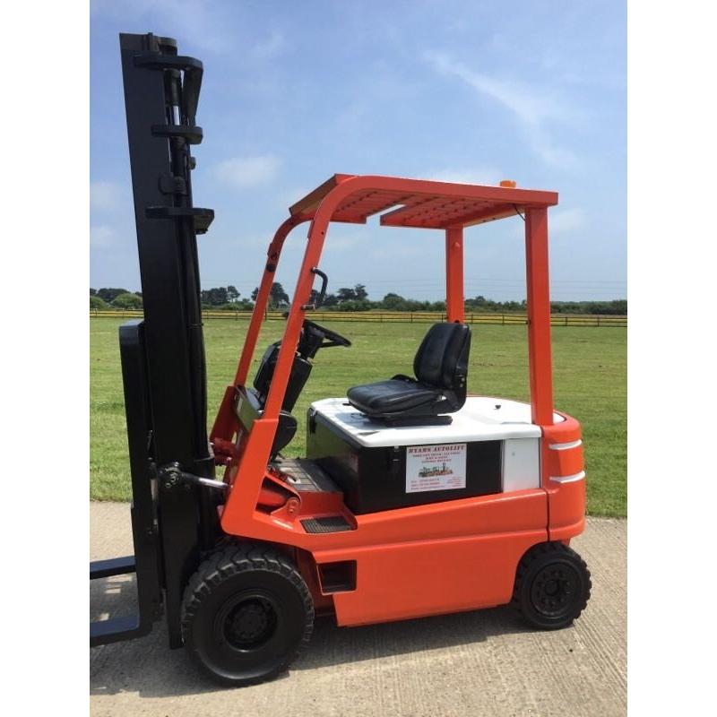 Toyota electric fork truck