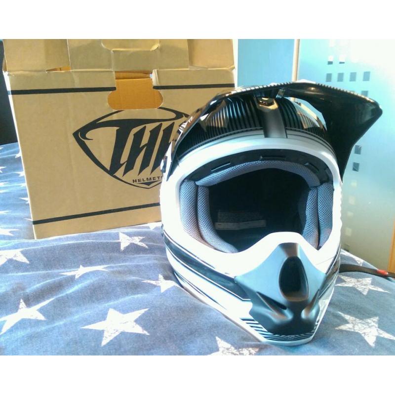 Kids mx helmet, never been worn. Youth large