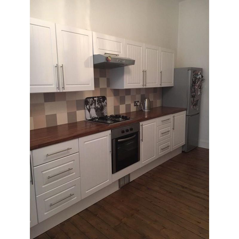B&Q kitchen for sale, great condition!