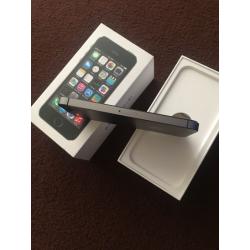 Apple iPhone 5S space grey UNLOCKED