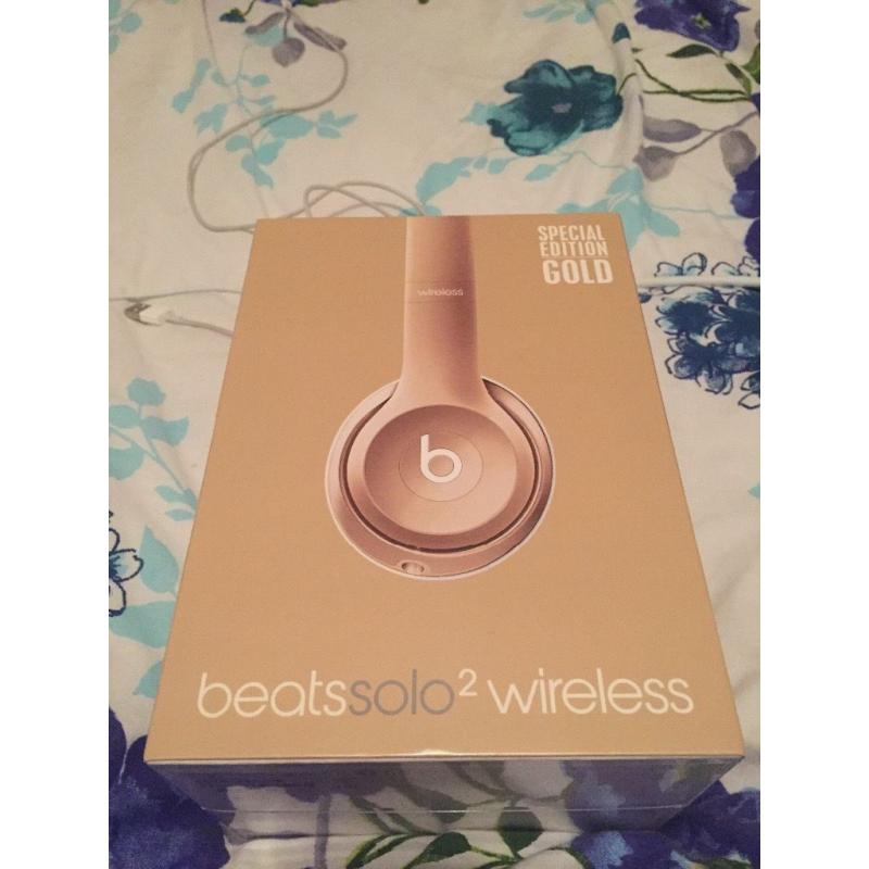 Beats solo2 wireless headphones