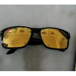 Genuine Oakley Holbrook