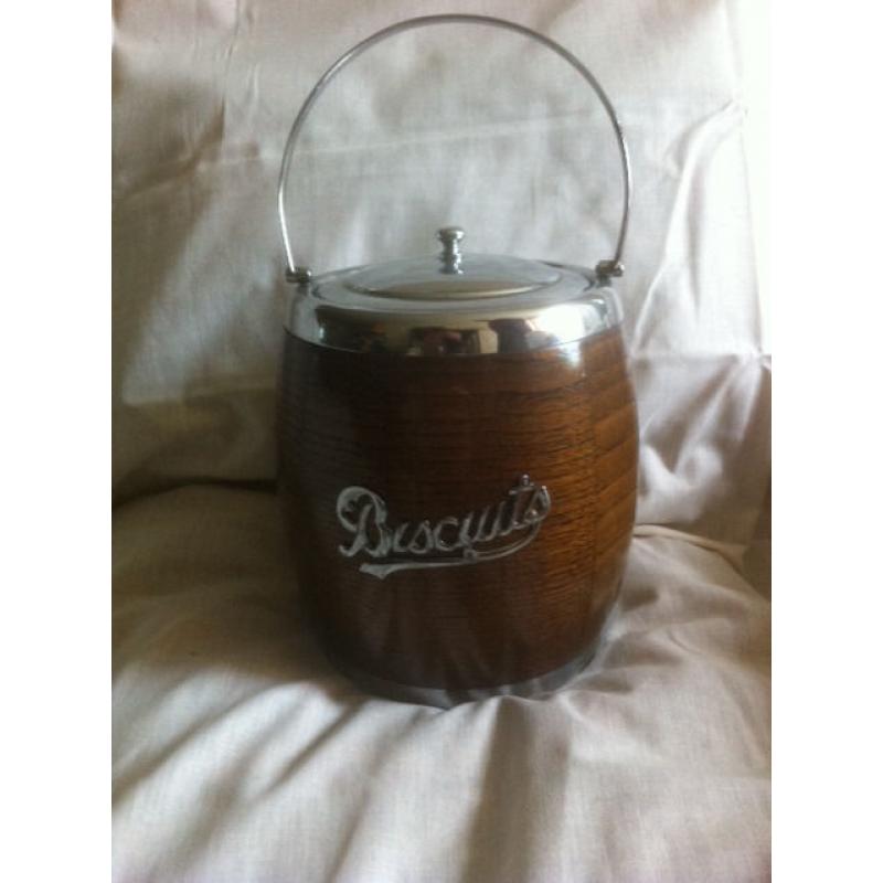 Biscuit barrel