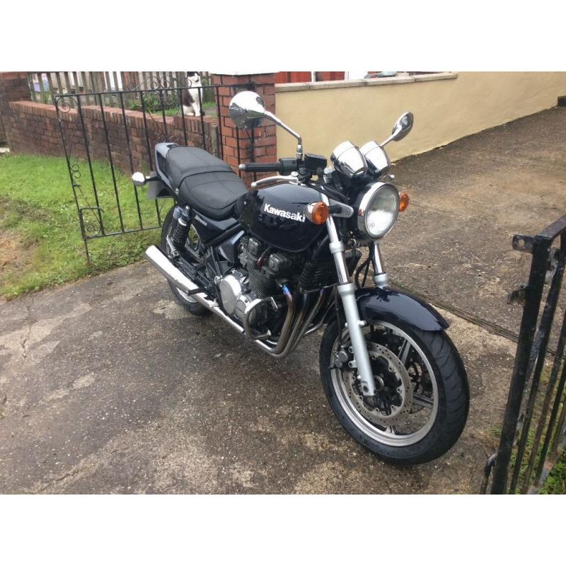 Kawasaki 550cc zephyr 1992